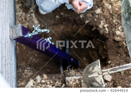 Water pipe work Pipe replacement work Water pipe work Pipe replacement work 92644914