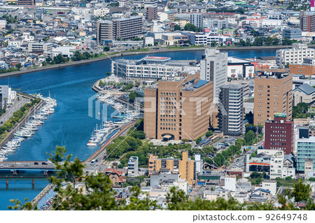 [德島] 眉山山頂附近的景色[德島縣廳附近] 92649748