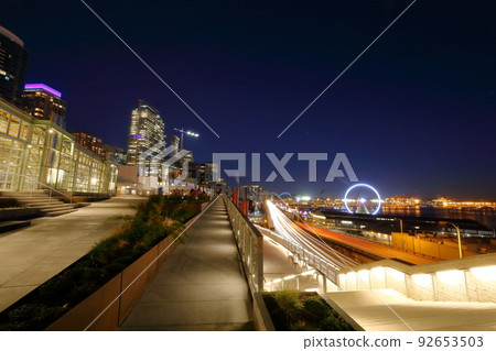 Night view of Seattle, Washington, USA Night view of Seattle, Washington, USA 92653503