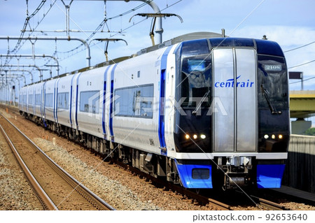 Chubu Centrair International Airport Meitetsu Series 2000 Mu-Sky trains running on the airport line Chubu Centrair International Airport Meitetsu Series 2000 Mu-Sky trains running on the airport line 92653640