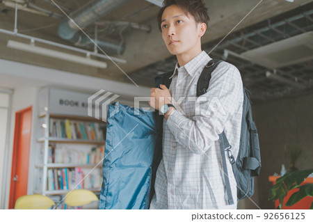 藝術學校預備學校 92656125