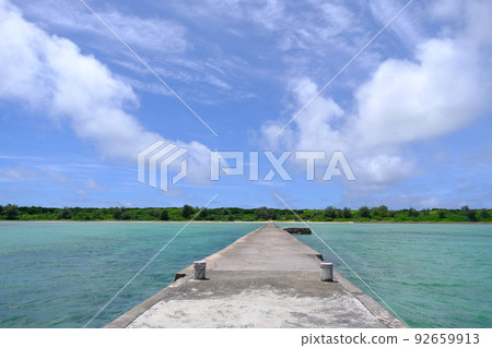 從黑島的伊子碼頭看到的風景（沖繩黑島）2 92659913