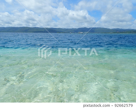 從西表島的幻影海灘Barasu島看到的風景 92662579