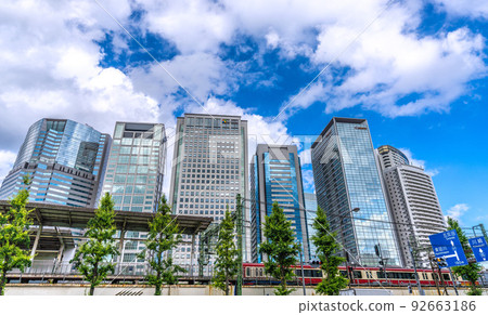 Tokyo cityscape of Japan View of Shinagawa station in front of Corona Tokyo cityscape of Japan View of Shinagawa station in front of Corona 92663186