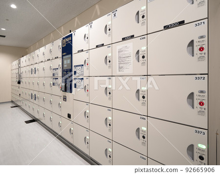 Coin locker room Coin locker room 92665906
