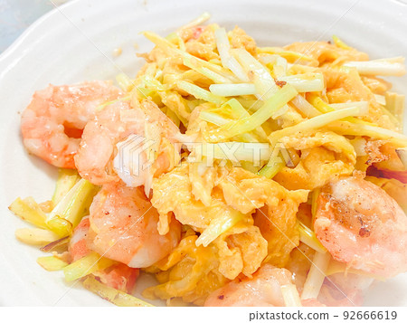 中國上海菜，炒韭菜雞（炒蝦和韭菜） 92666619