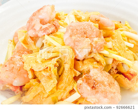 Chinese Shanghai cuisine, stir-fried garlic chives chicken (stir-fried shrimp and garlic chives) 92666621