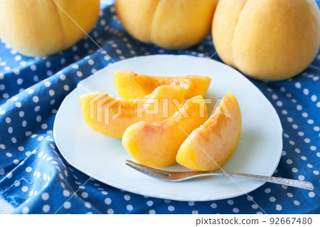 yellow peach cut 92667480