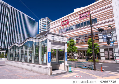 《Kanagawa Prefecture》Streetscape of tower apartments, Musashi Kosugi 92667736