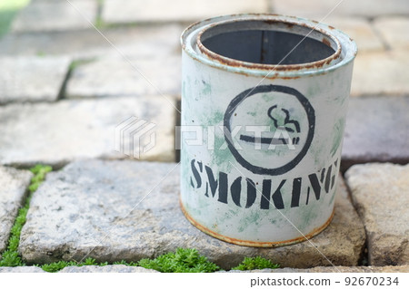 Remake can Cigarette butt holder 92670234