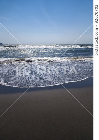 summer sunshine and beach 92670702