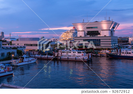 《Kanagawa Prefecture》Yokohama Bay Area Landscape/Summer Dusk 92672912