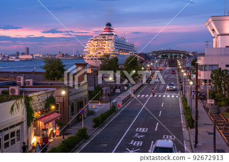 《Kanagawa Prefecture》Yokohama Bay Area Landscape/Summer Dusk 《Kanagawa Prefecture》Yokohama Bay Area Landscape/Summer Dusk 92672913