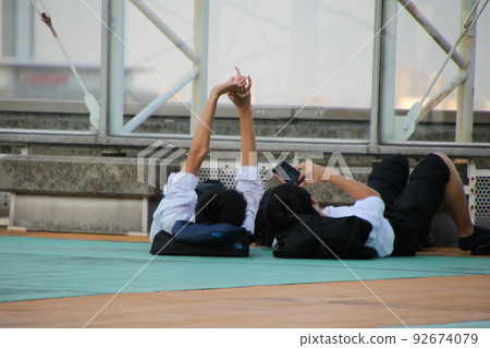 Male high school student, rooftop, youth 92674079