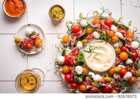 Appetizer and refreshment set Appetizer and refreshment set 92676873