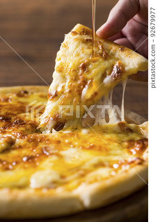 Cheese pizza 92679977