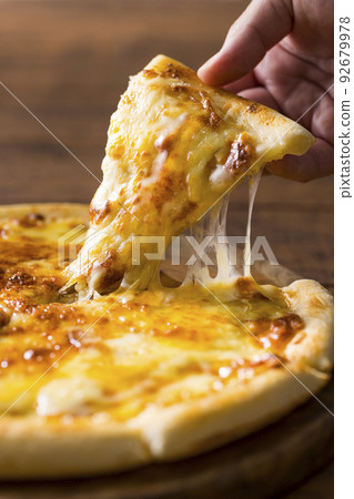 Cheese pizza Cheese pizza 92679978