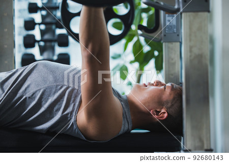 Fitness male muscle bodybuilding 92680143