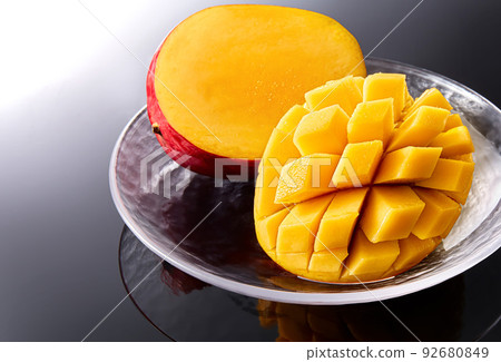 Mango image 92680849
