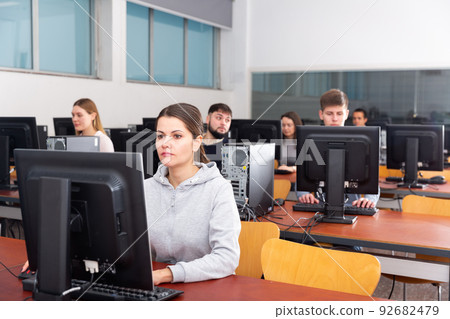 Computer lessons for adults in classroom Computer lessons for adults in classroom 92682479