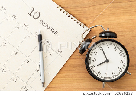 日曆和時鐘 日曆和時鐘 92686258