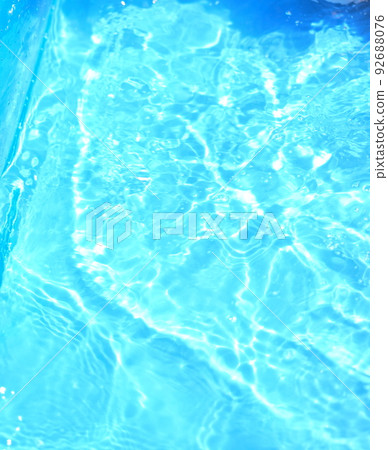 水池水面波浪紋 92688076
