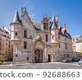 Mansion Hotel de Sens in Paris 92688663