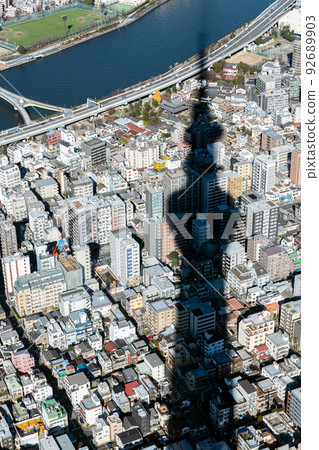 Sumida Ward, Tokyo Shadow of Tokyo Skytree (silhouette sundial image) and surrounding streets Sumida Ward, Tokyo Shadow of Tokyo Skytree (silhouette sundial image) and surrounding streets 92689903