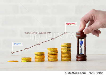 Image of long-term investment 92689984