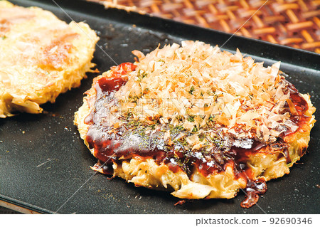 Okonomiyaki image 92690346