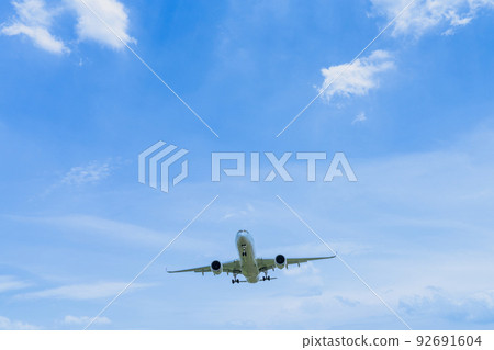 "Airplane" Airbus Airbus A350-900 (Airbus A350) 92691604