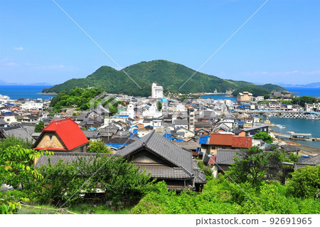 [Hiroshima Prefecture] View of Tomonoura in fine weather 92691965