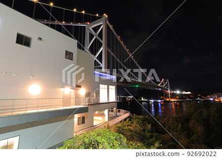 關門橋（關門海峽）的夜景 92692022