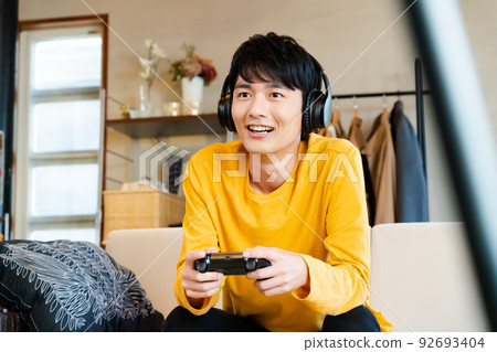 Young men playing games 92693404