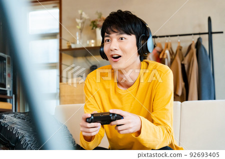 Young men playing games 92693405