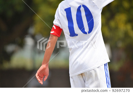 Youth soccer match <82> (captain giving instructions) 92697270