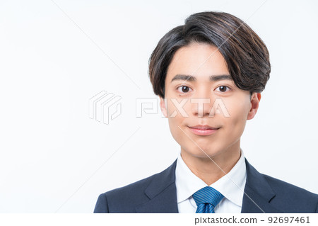 一個年輕的商人 92697461