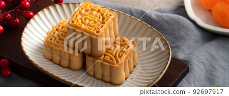 Mid-Autumn Festival Moon cake Geppei 92697917