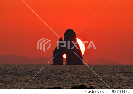 Evening view of Goto-nada, Kakuriki-nada, and Daikaku-nada 92703482
