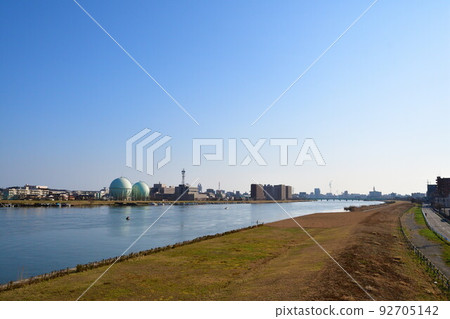 信濃川河口風景(新潟縣) 信濃川河口風景(新潟縣) 92705142