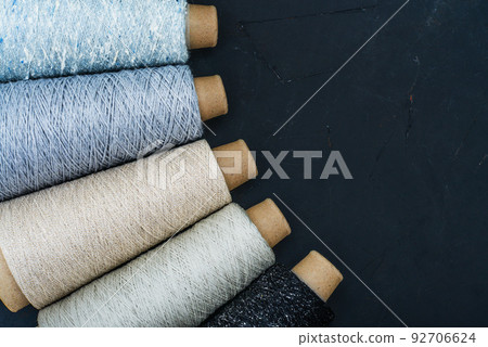 Set of colored yarn for knitting on cone 92706624