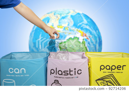 hand to separate hand to separate 92714206