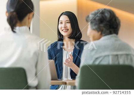 職業女性解釋 職業女性解釋 92714355