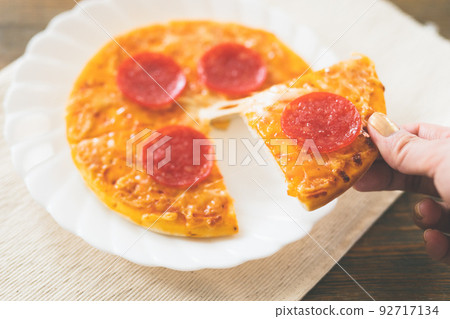 simple salami pizza simple salami pizza 92717134