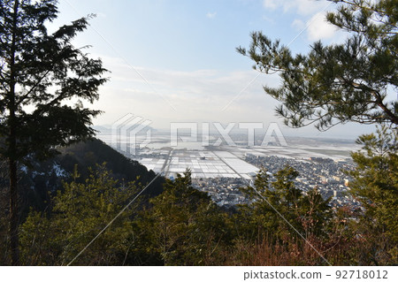 冬天從豬子山看到的東臣市 冬天從豬子山看到的東臣市 92718012
