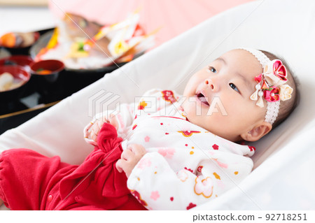 First meal 100 days celebration Commemorative photo baby First meal 100 days celebration Commemorative photo baby 92718251