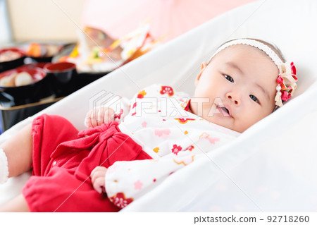 First meal 100 days celebration Commemorative photo baby First meal 100 days celebration Commemorative photo baby 92718260