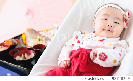 First meal 100 days celebration Commemorative photo baby First meal 100 days celebration Commemorative photo baby 92718269