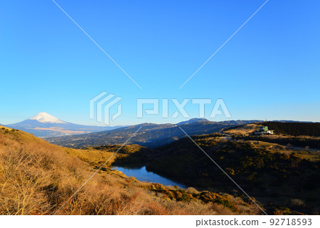 從伊豆的天際線看富士山 92718593