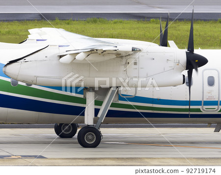 螺旋槳飛機機身側、螺旋槳、機翼 螺旋槳飛機機身側、螺旋槳、機翼 92719174